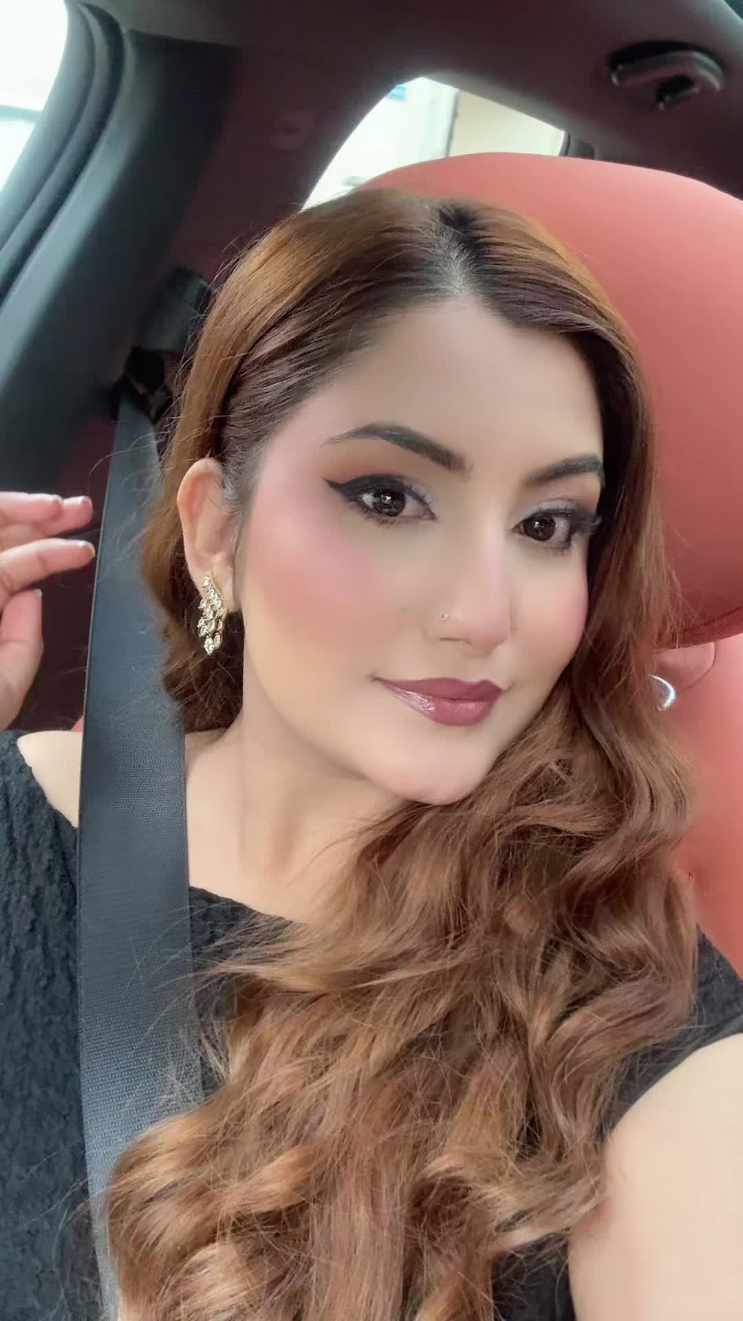 @Aaliya🍒🦢