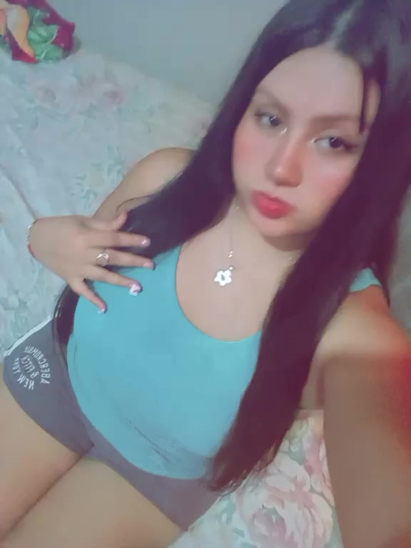 @Ashly🤎🎀