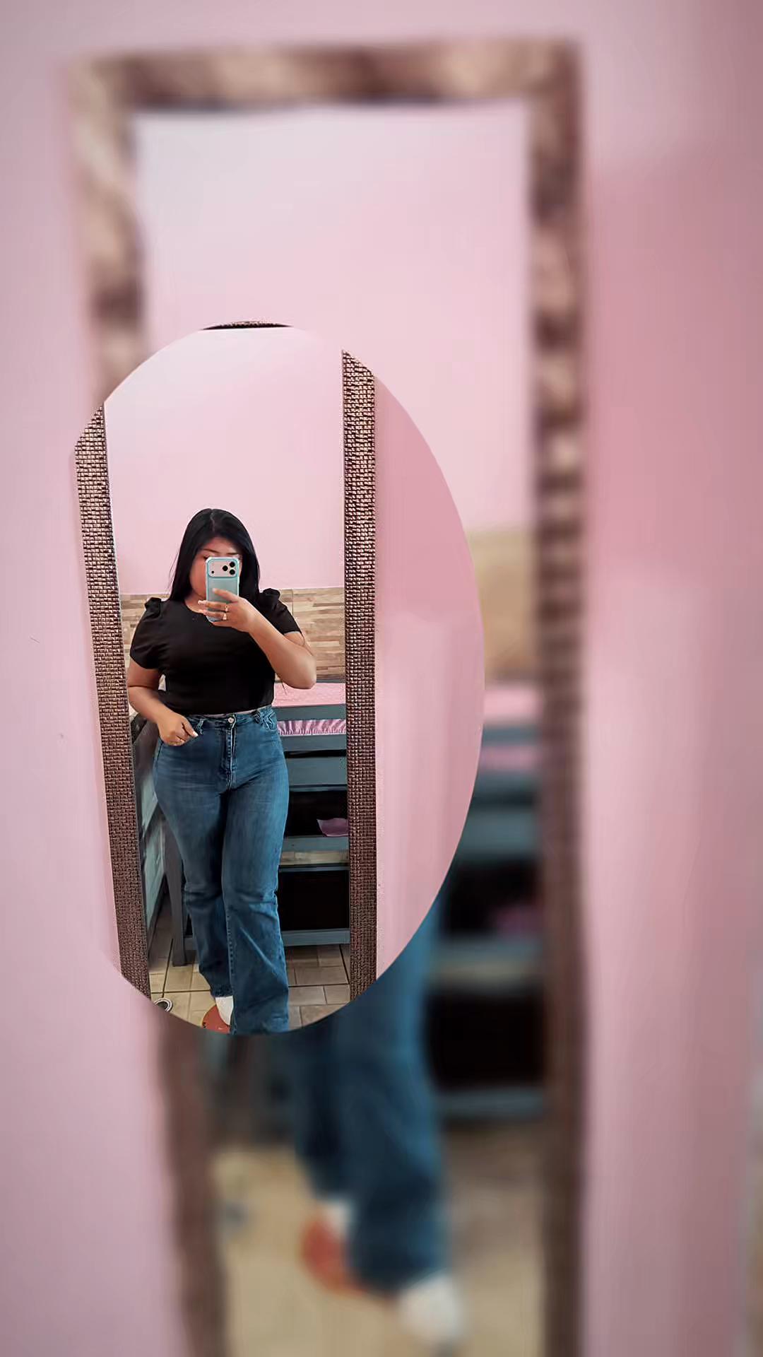 @ivania_sv