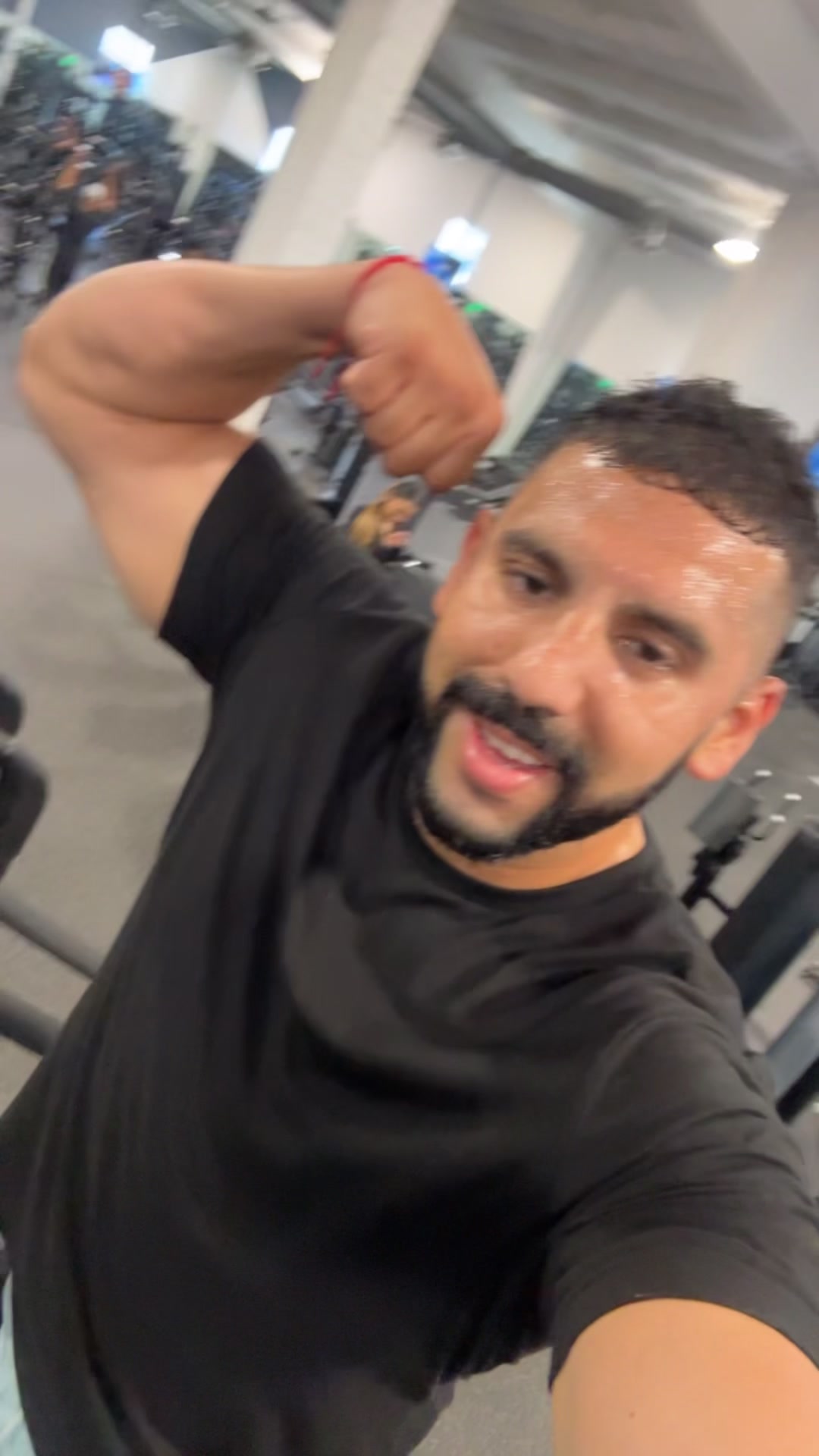 @BIGGAINZZ