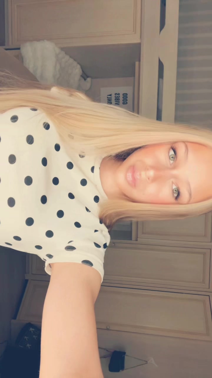 @Элечка👼🏽