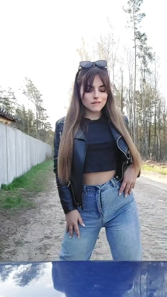 @ruki_na_stolik