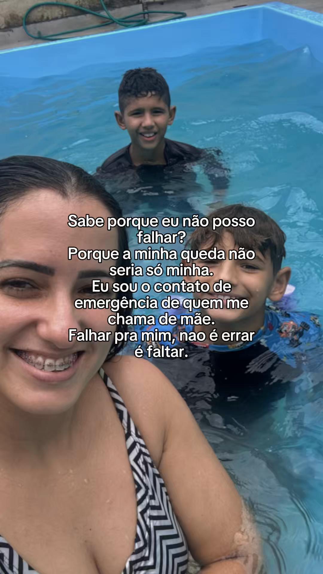 @Silvinha Ferraz ✨