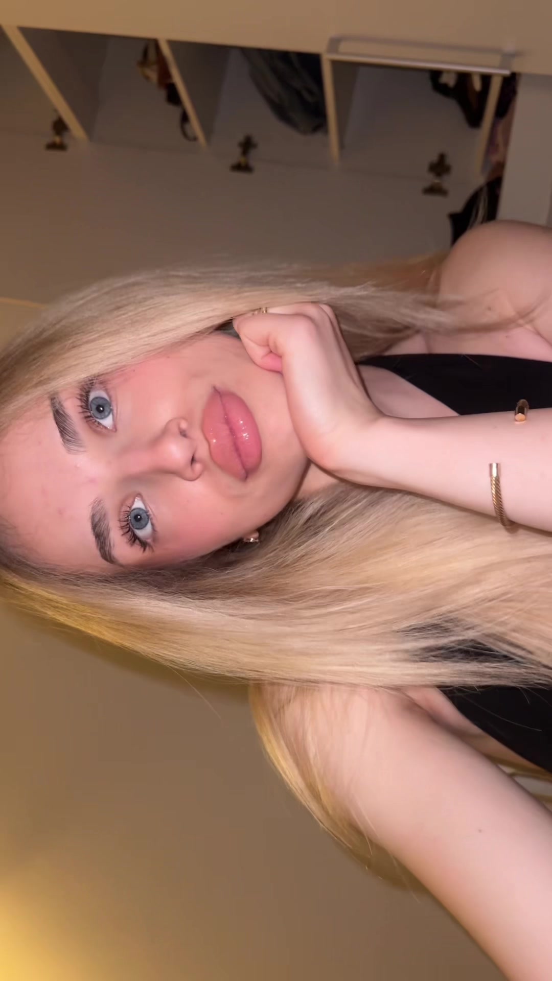@D