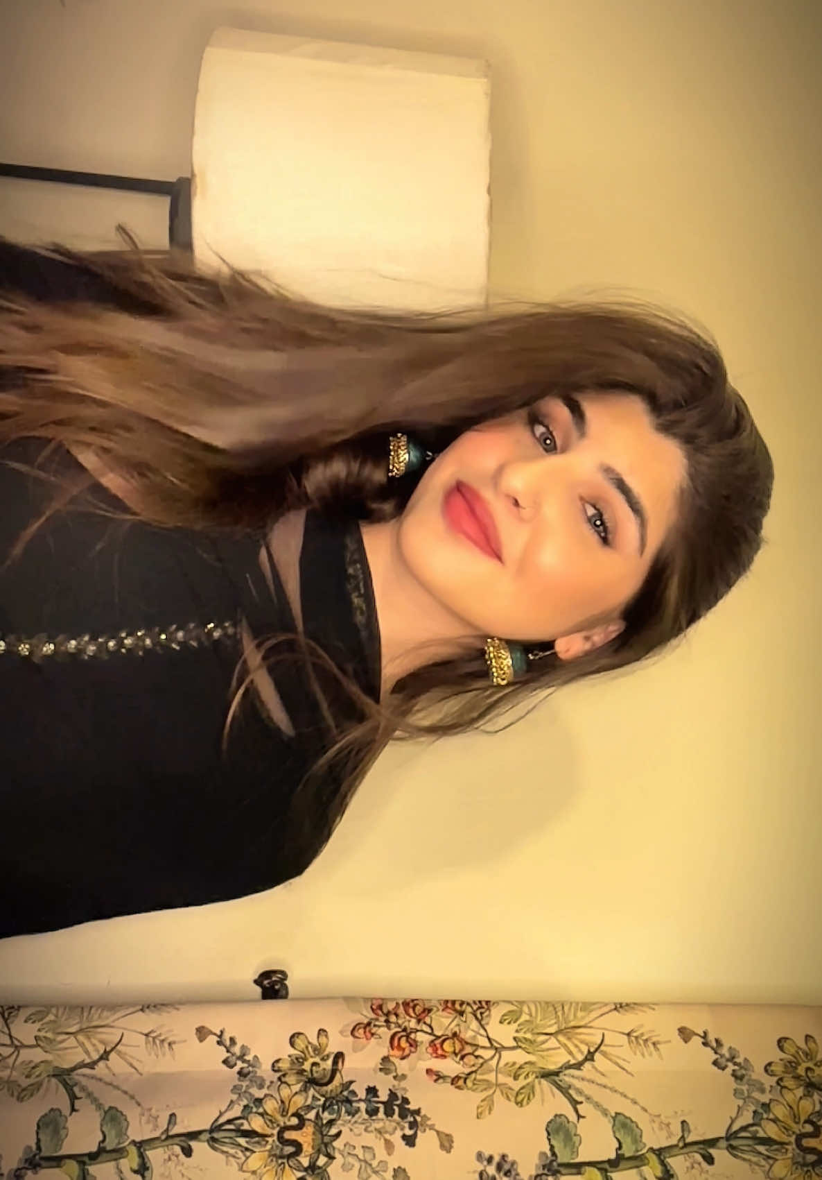 @Maham🧋
