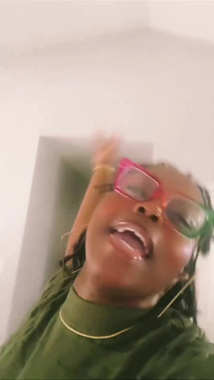 @Mo 💜