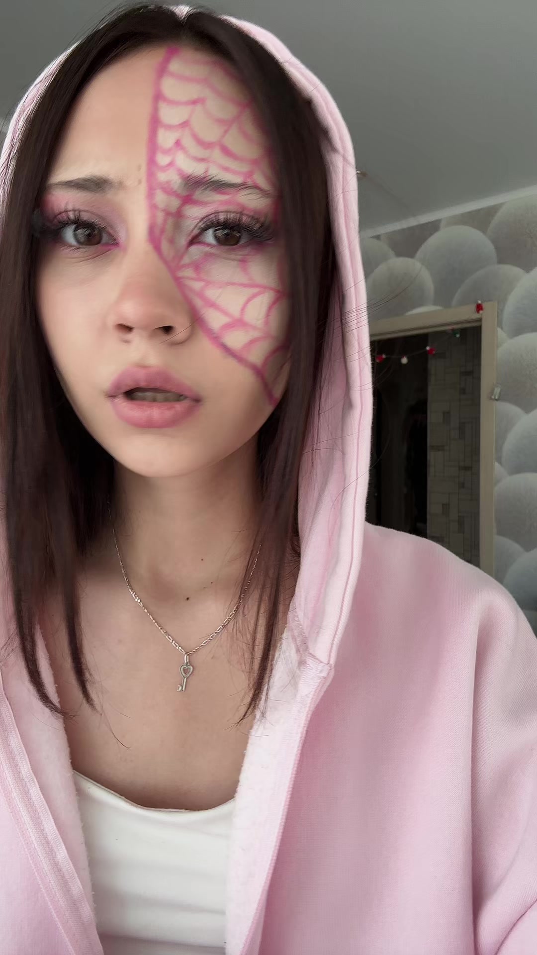 @elinka866