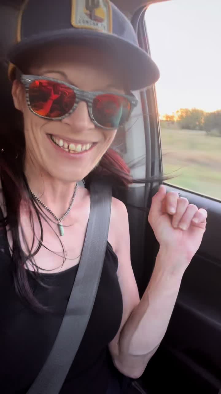@HikerChickTx