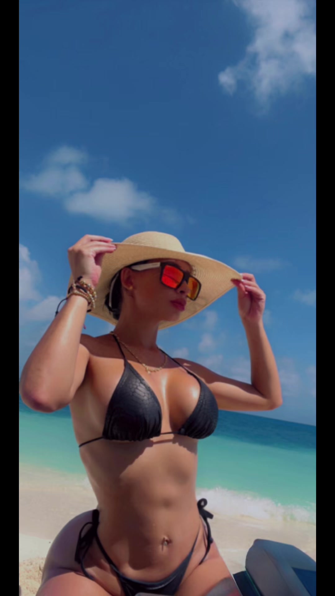 @♡ Ｄｉａｎａ　Ｅｃｈｅｖｅｒｒｉ ♡