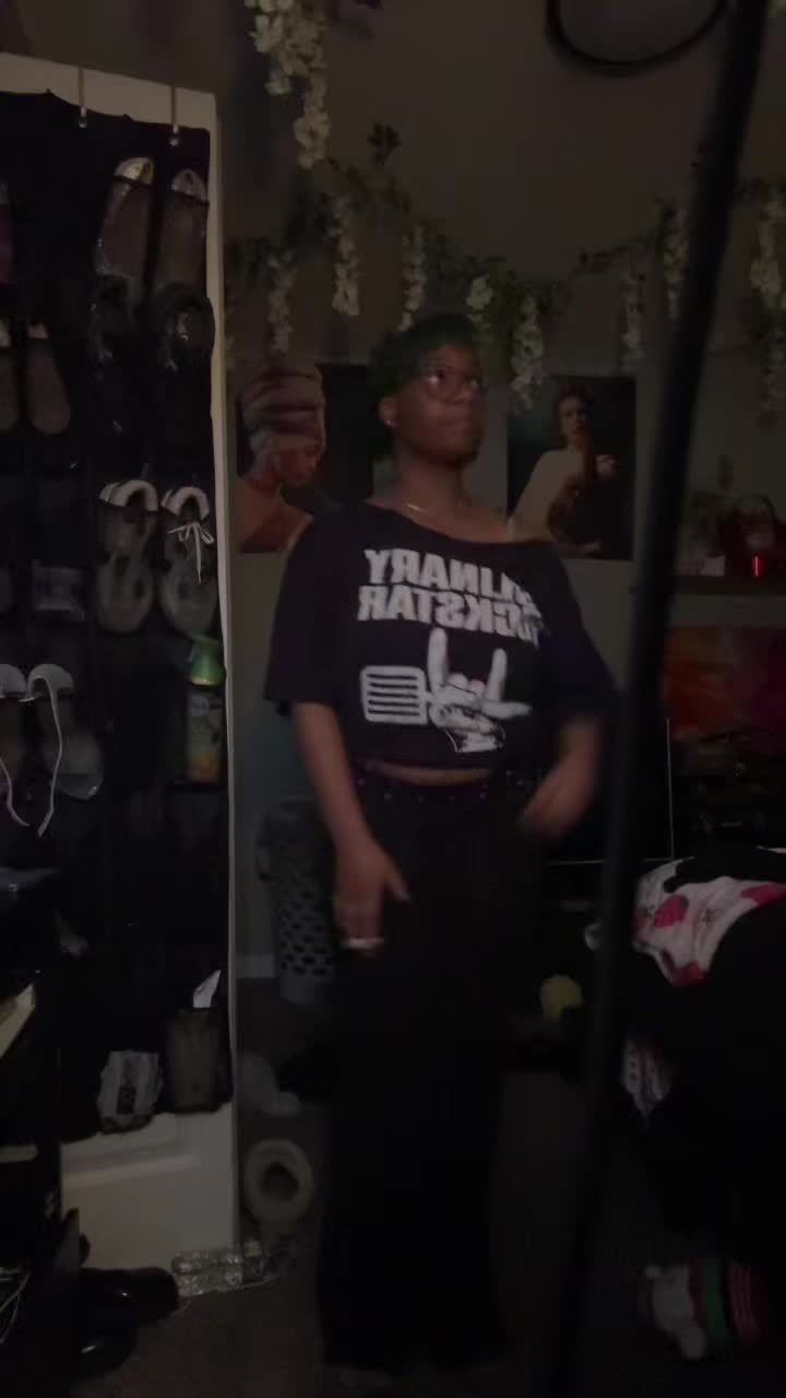 @Symmone’