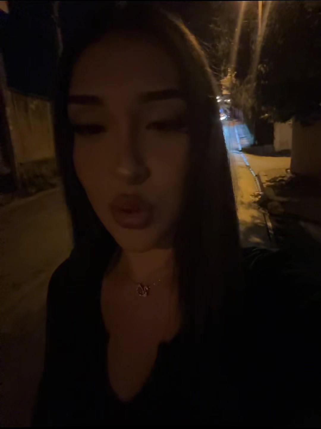 @🦇