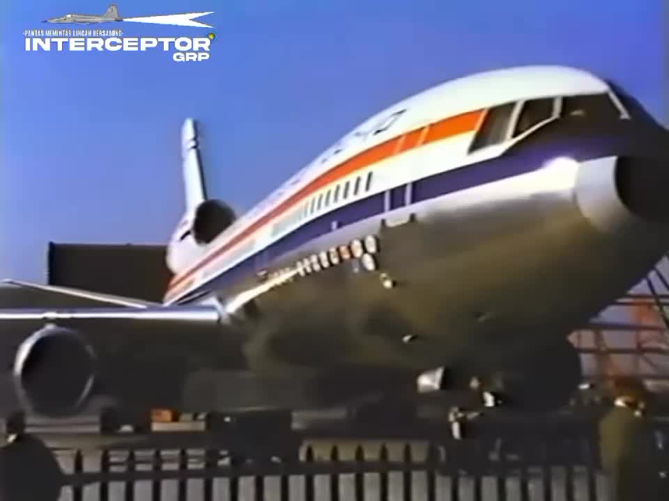 @𝘼𝙑𝙄𝘼𝙏𝙄𝙊𝙉𝙉𝙄𝘾𝙀&trade;