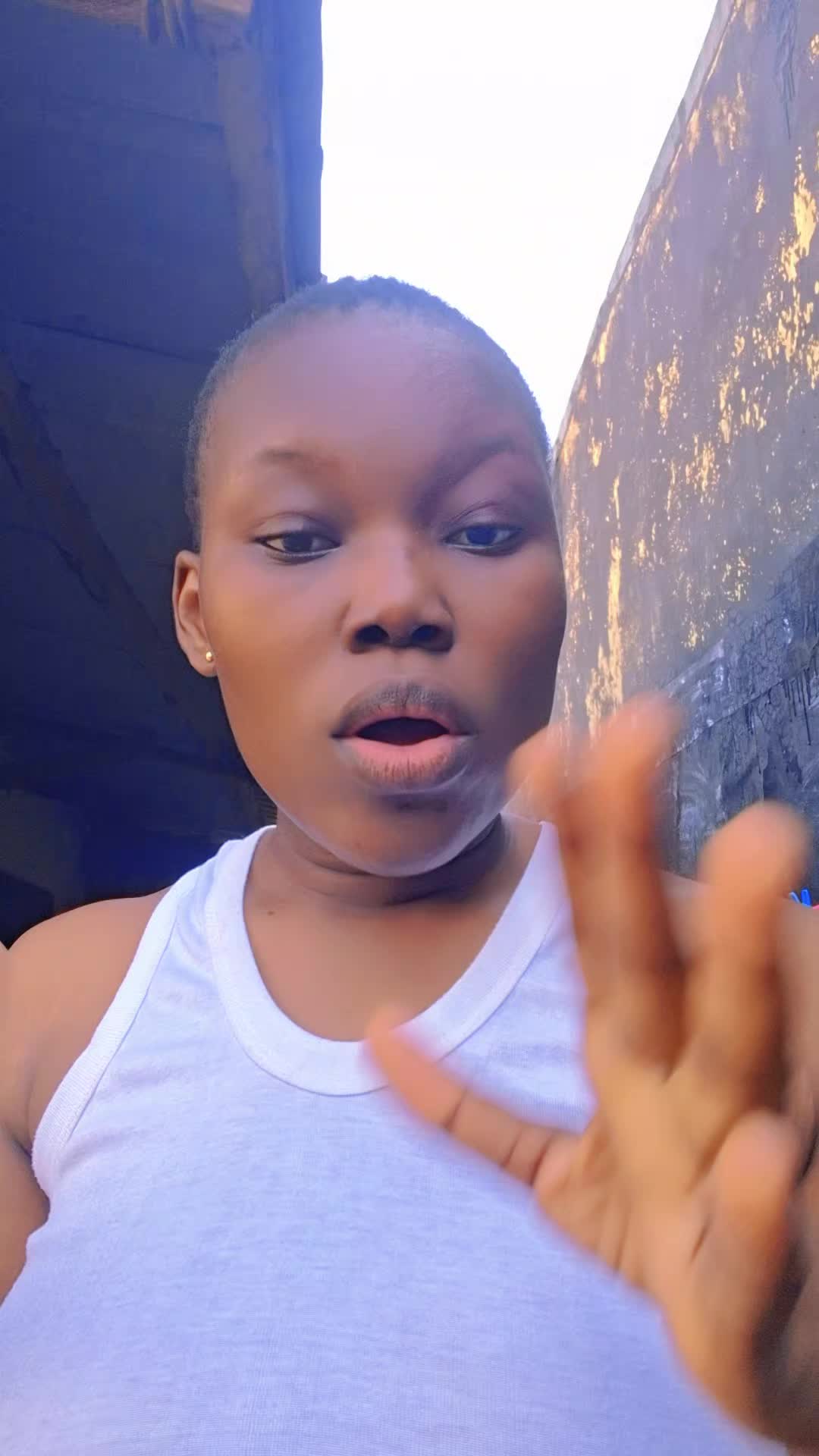 @Yoyo la caviarte 🇹🇬 1 ème
