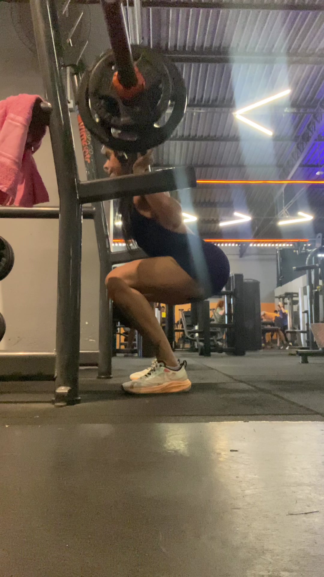 @amr.t