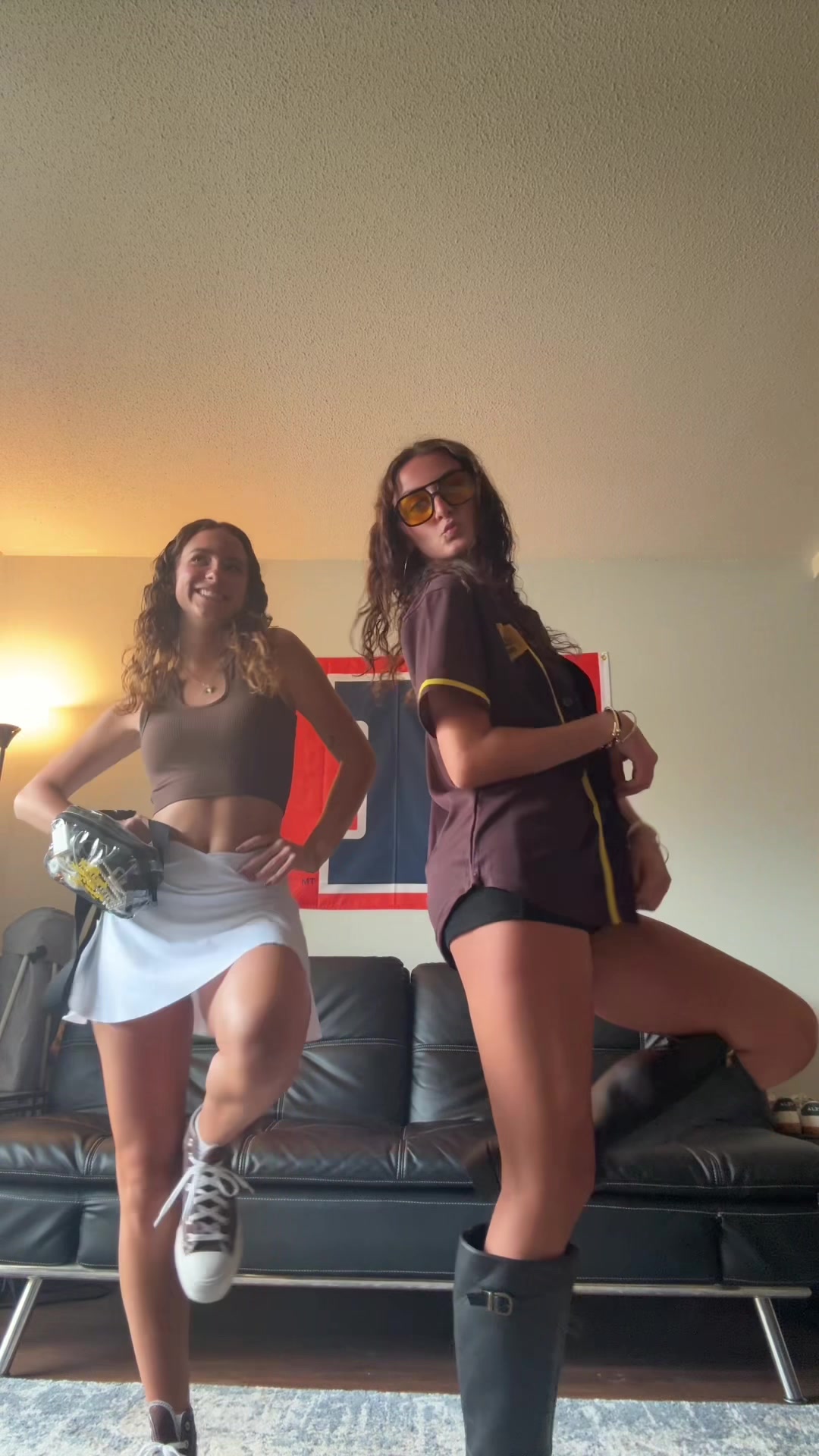 @Isabella