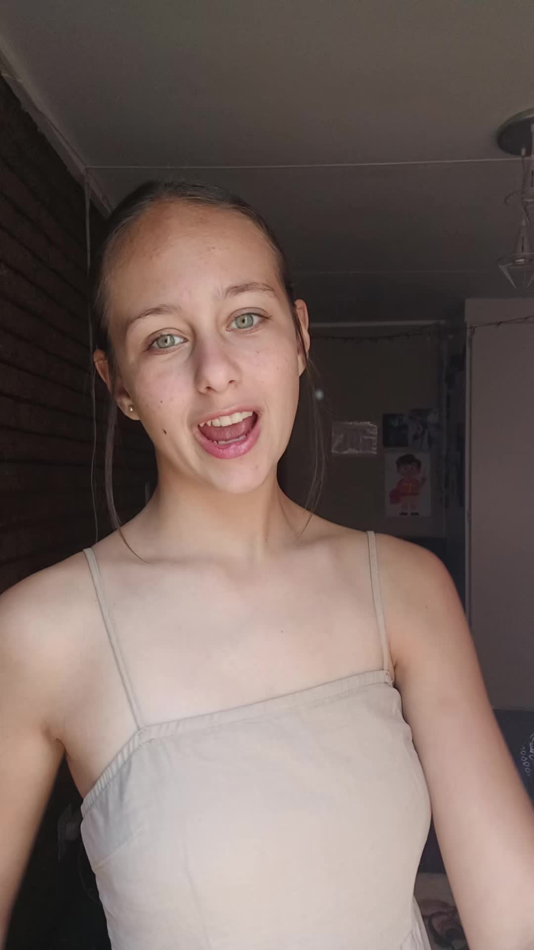 @your_fav_brunette