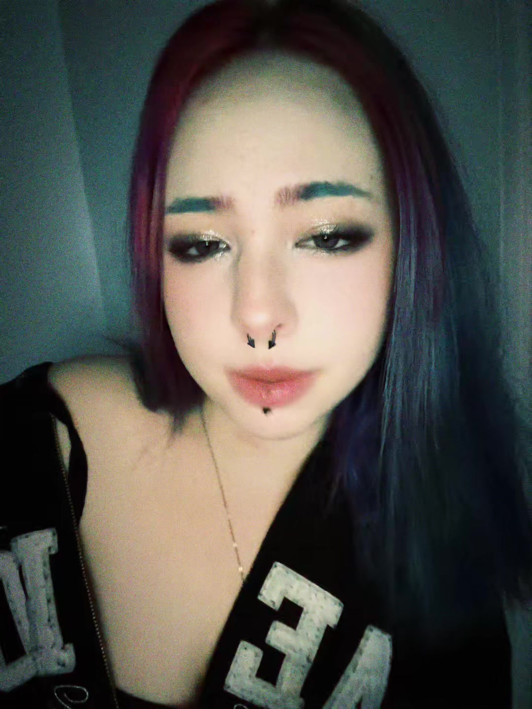@v4mpx<3