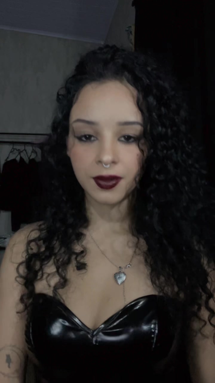 @J&rsquo;🦇