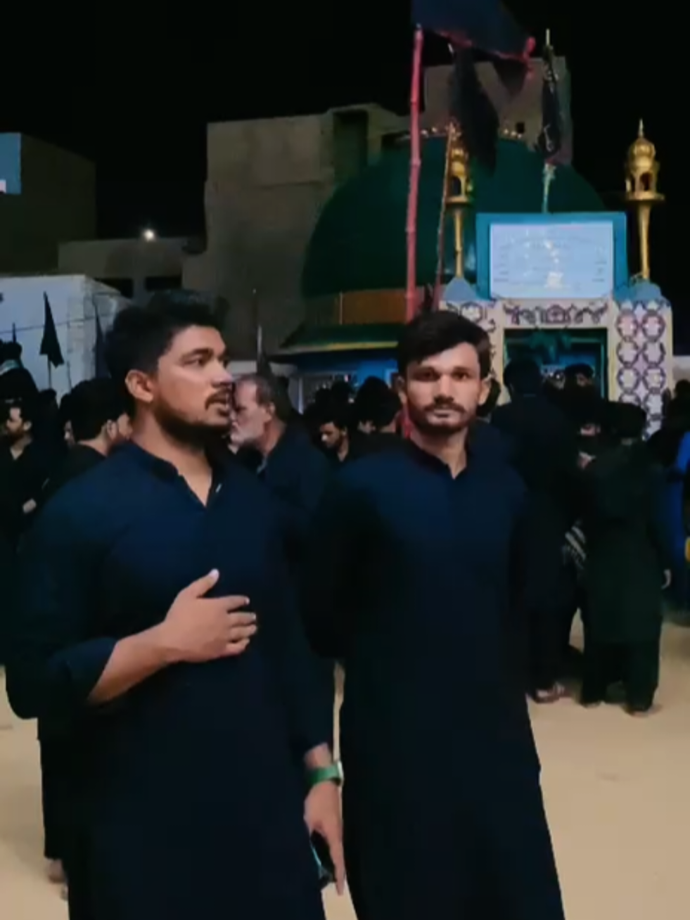 @&sect;ڳوٺاڻو ڇوڪرو★