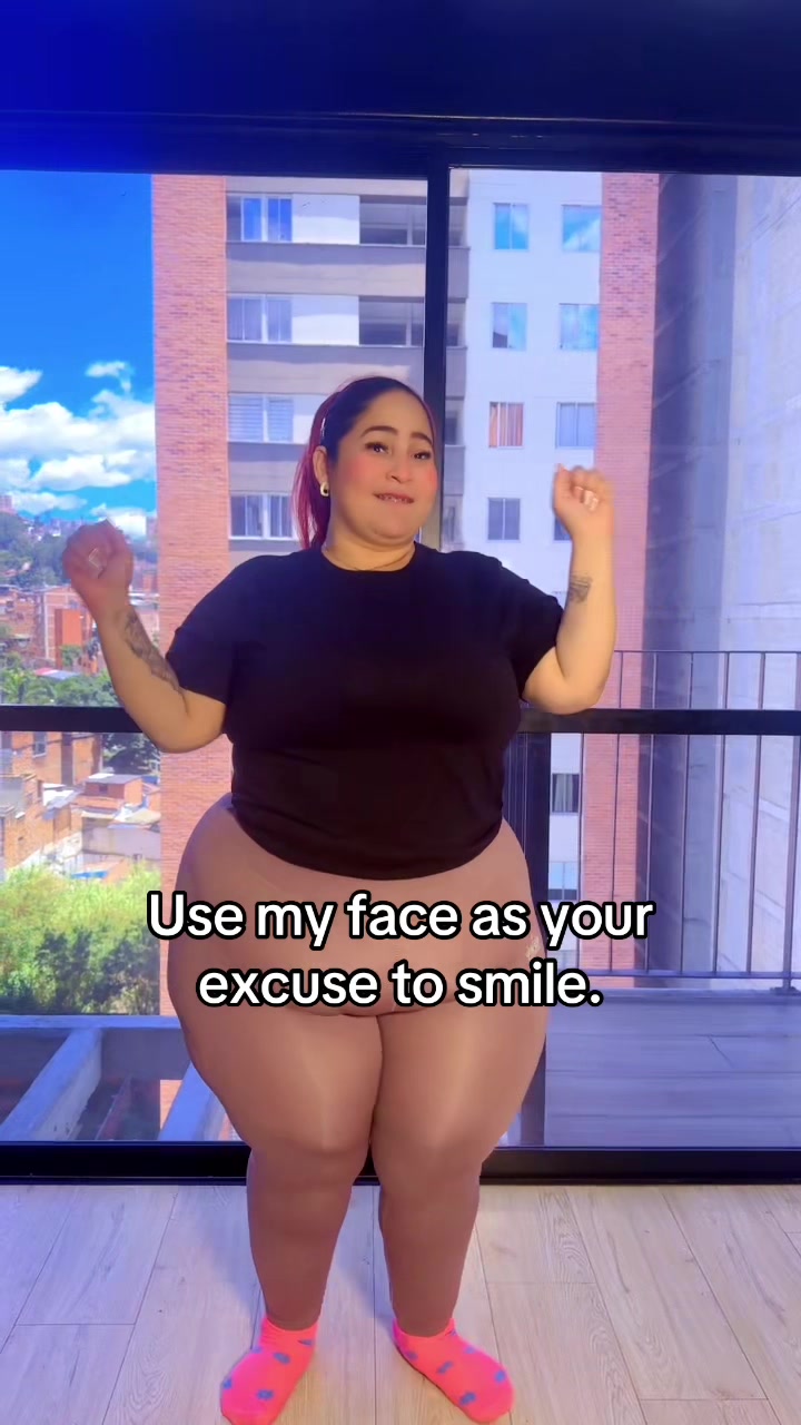 @lolaqueen1