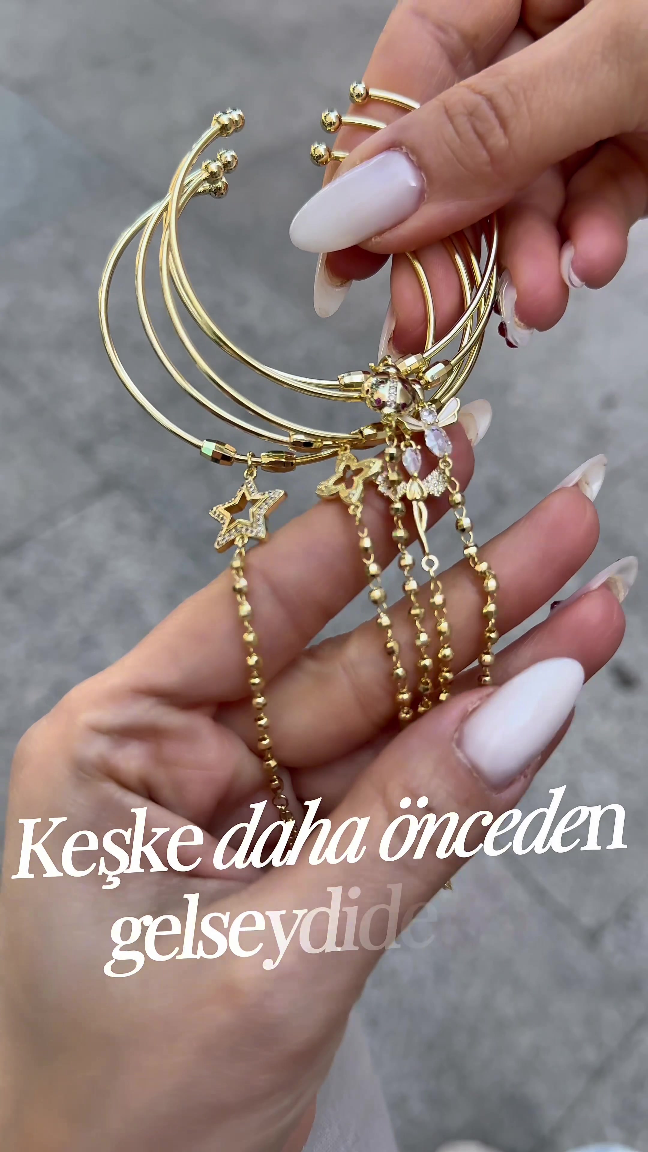 @Ceylo Biju 💎