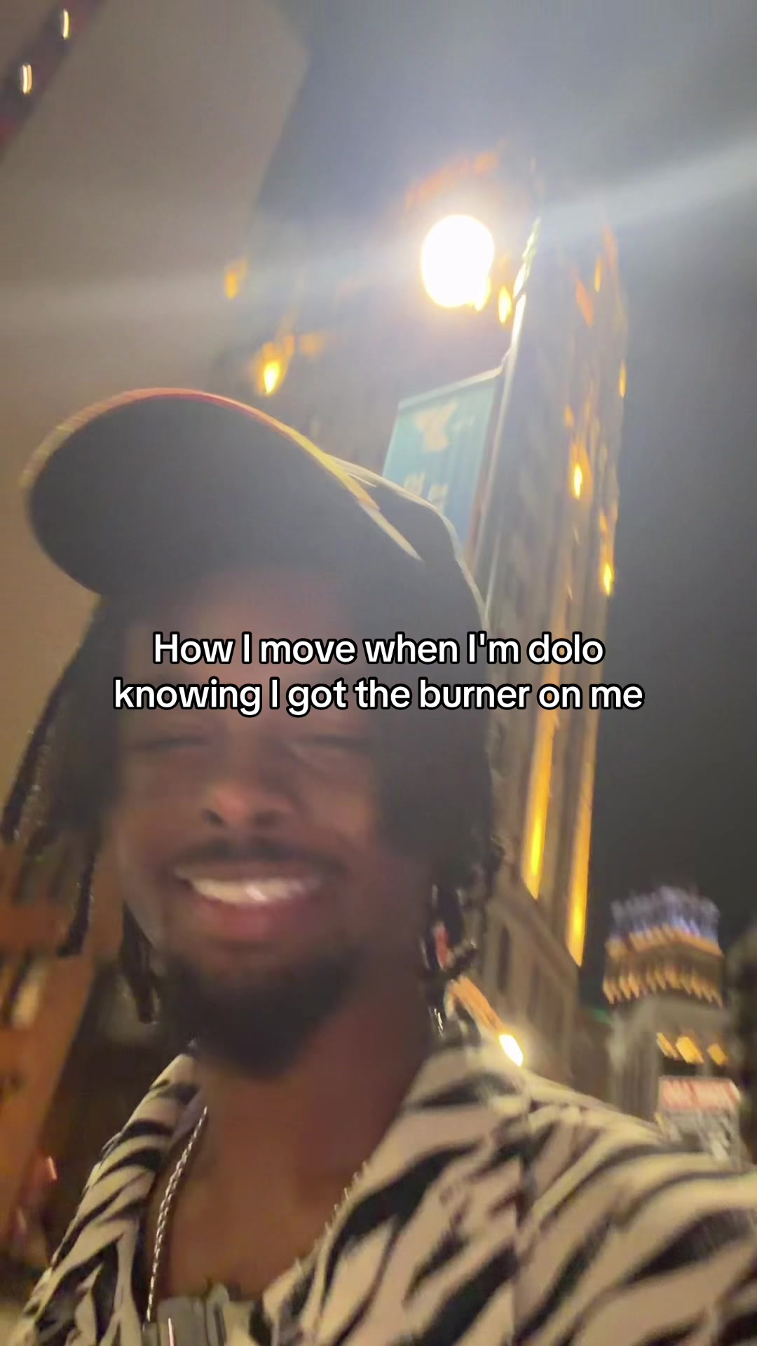 @É.T.