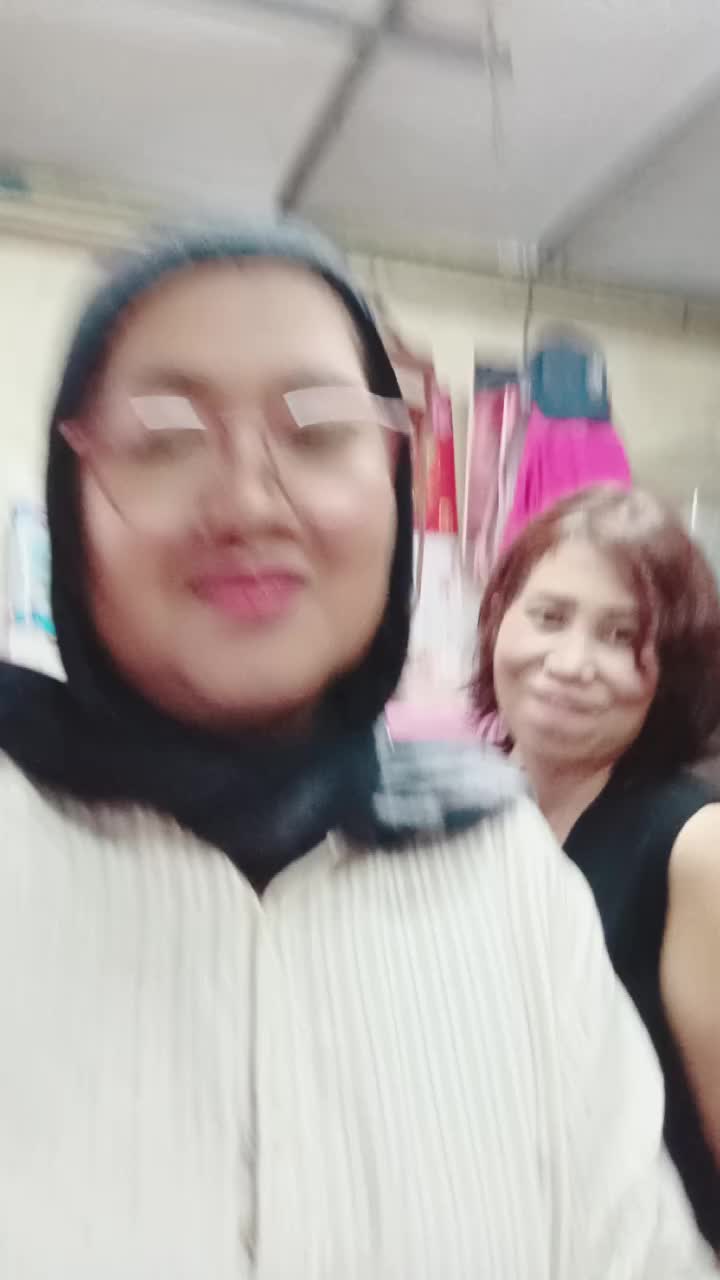@Lestari Tari