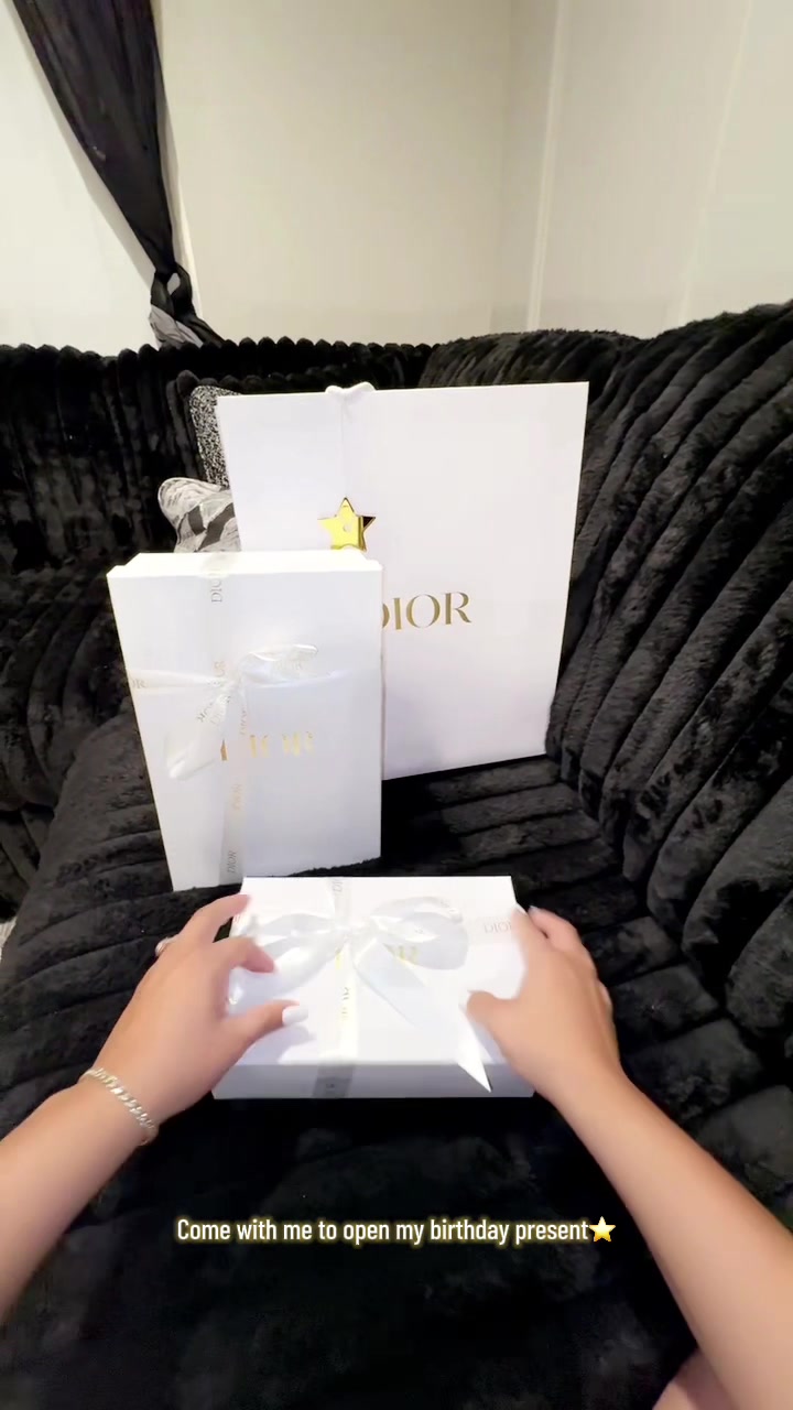 @Erika