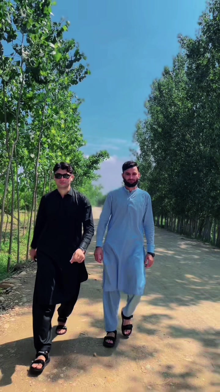 @👑(ASIM_KHAN)👑