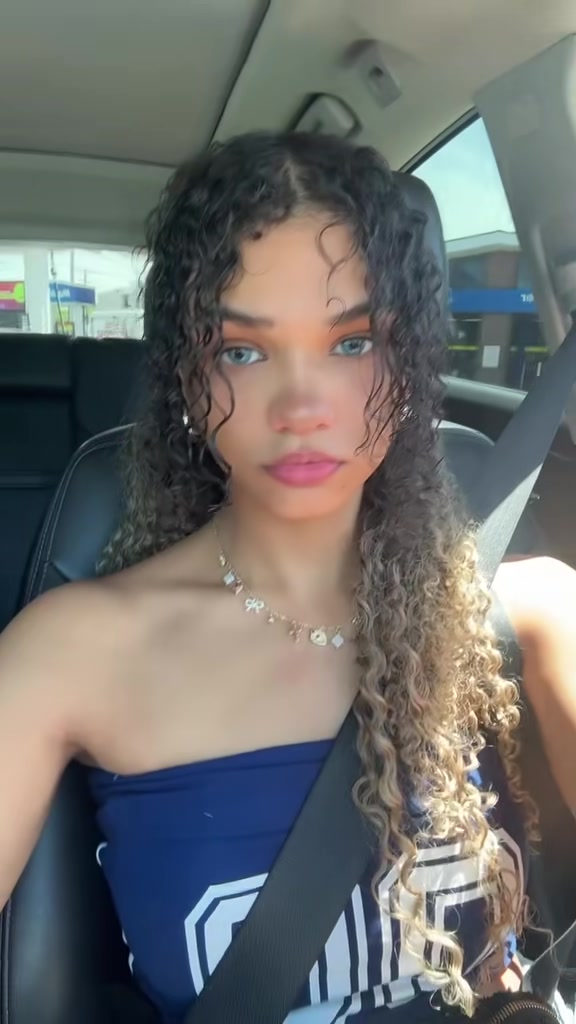 @bri 💋
