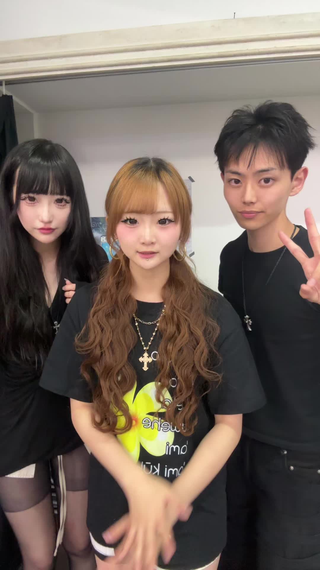 @あおり