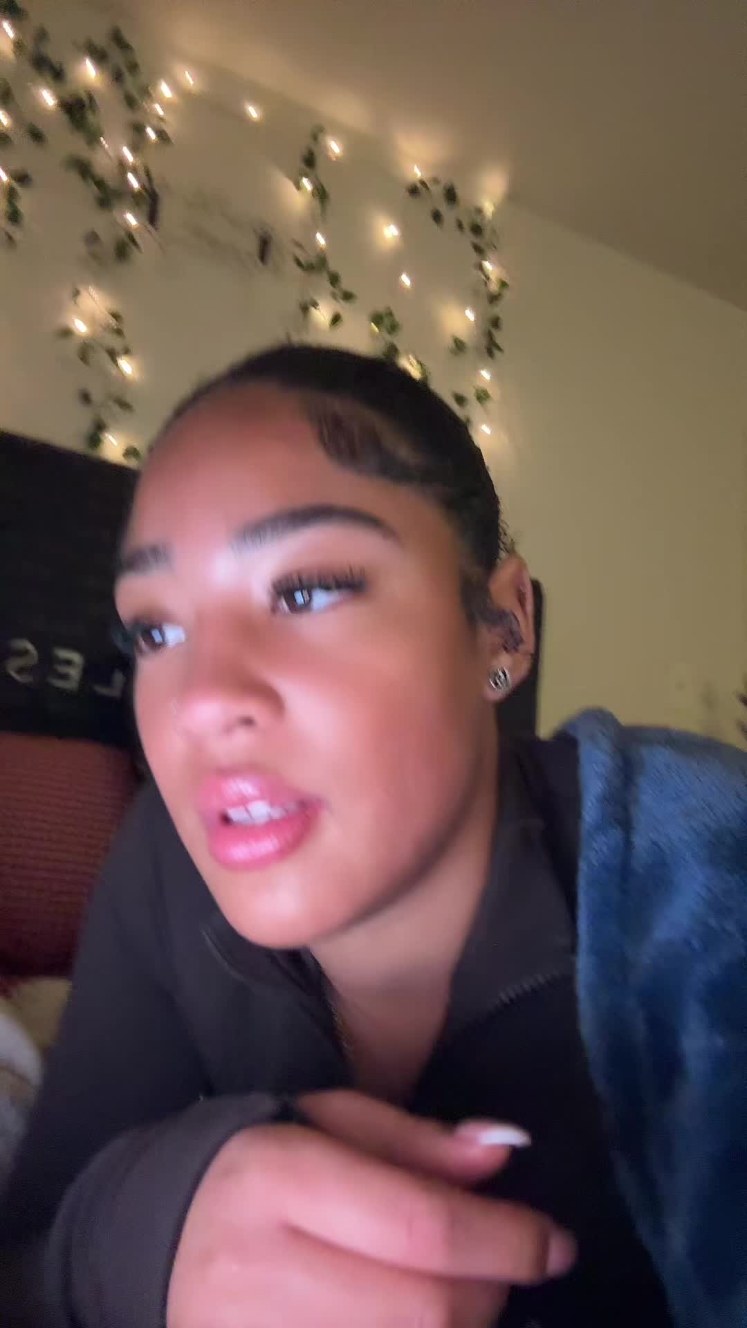 @howifeelfr_