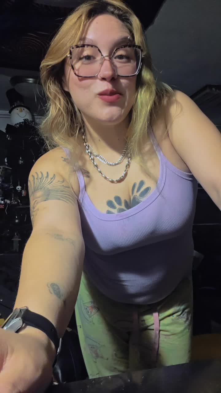 @Lilymunster420