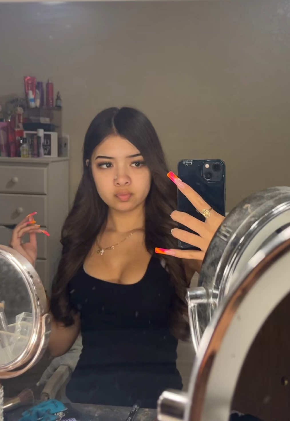 @⃟
