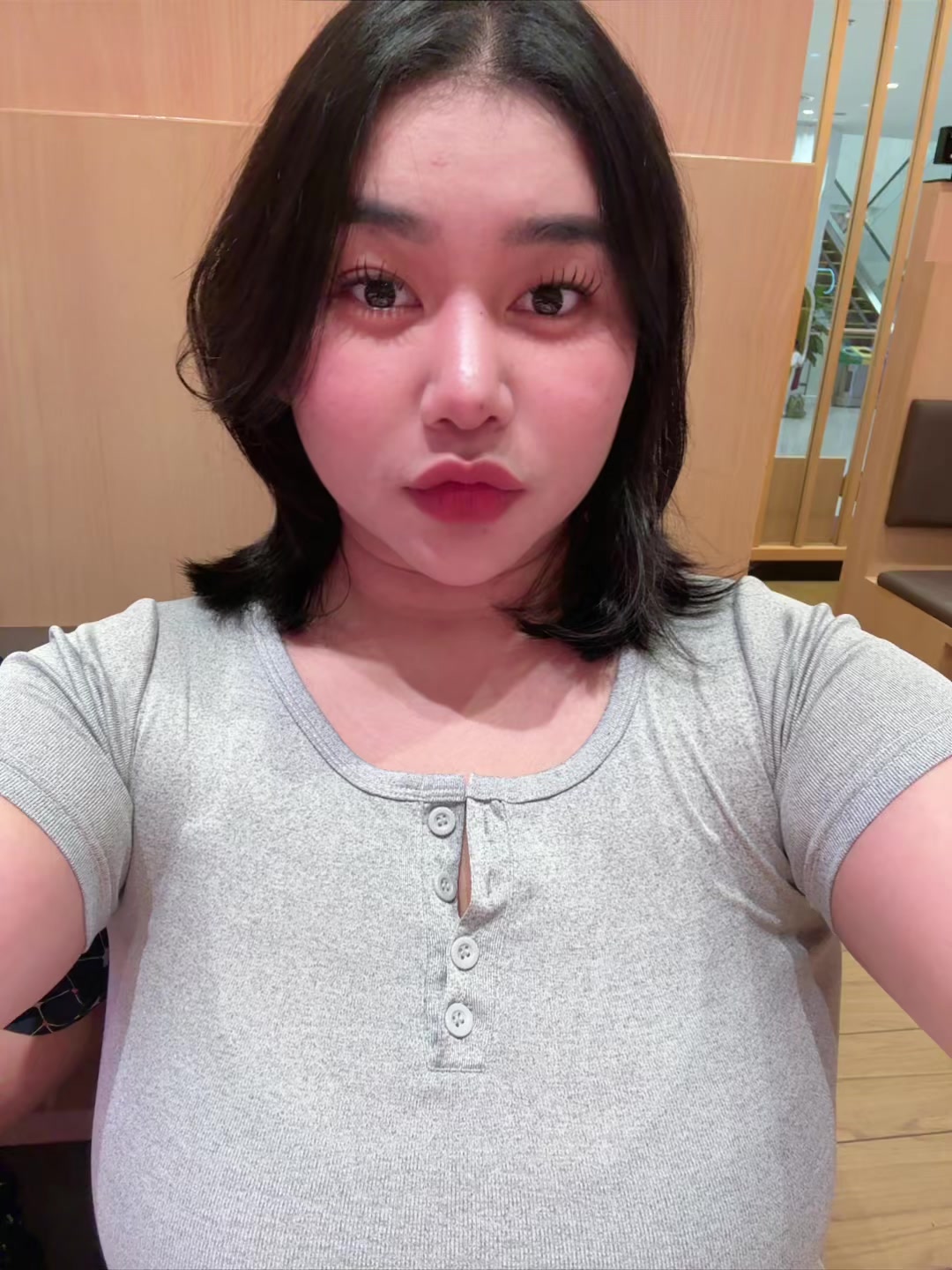 @ยัวชอร์ตี้ 💋