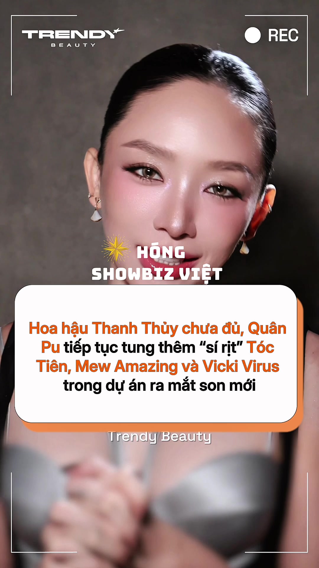 @H&oacute;ng Showbiz Việt