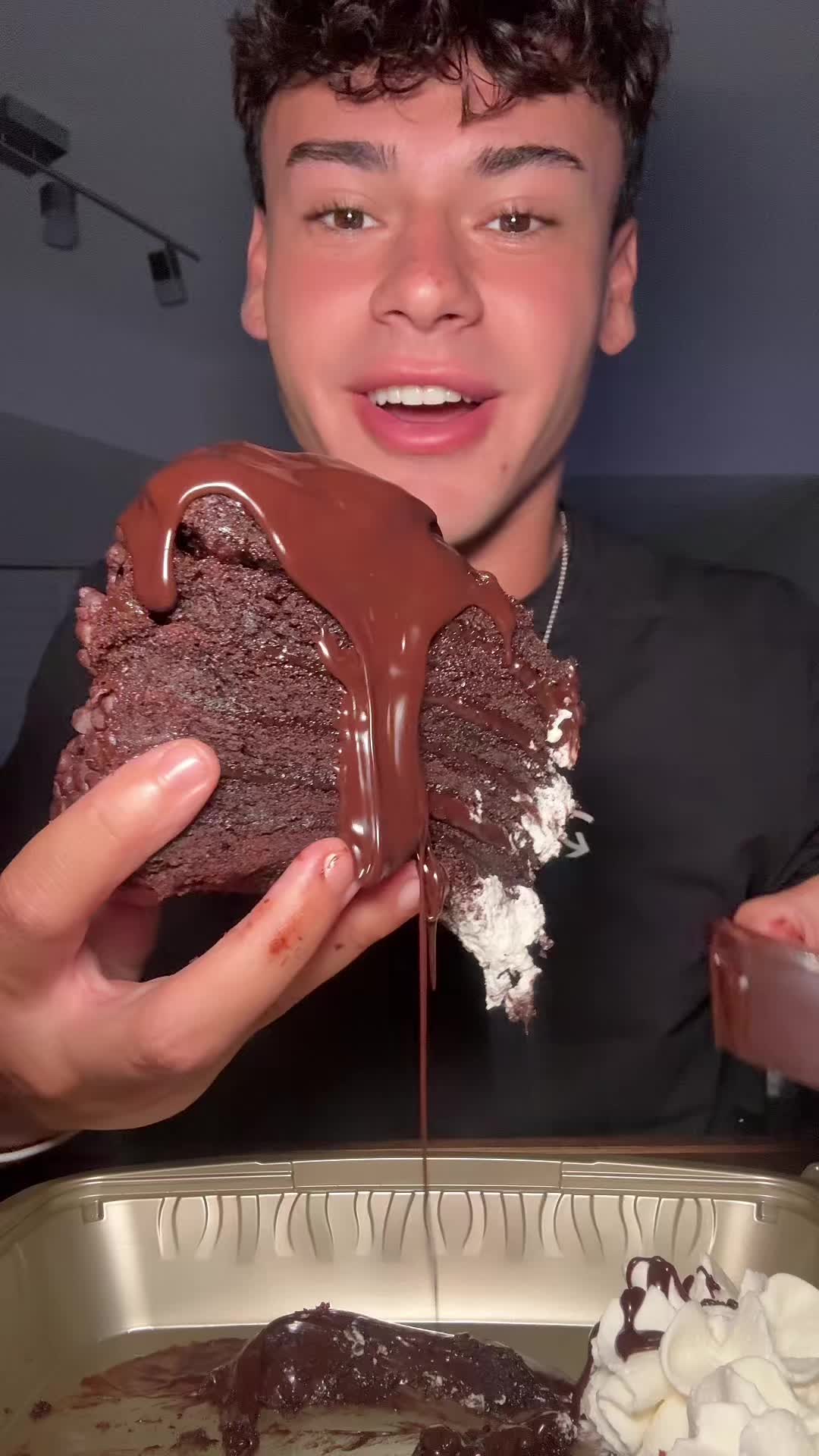 @dylaneatss_