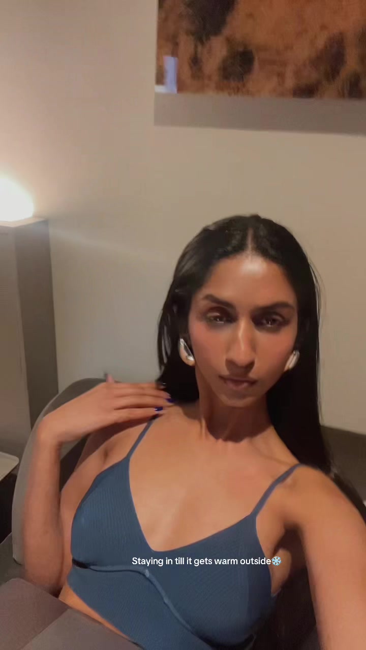 @KhushnotKush