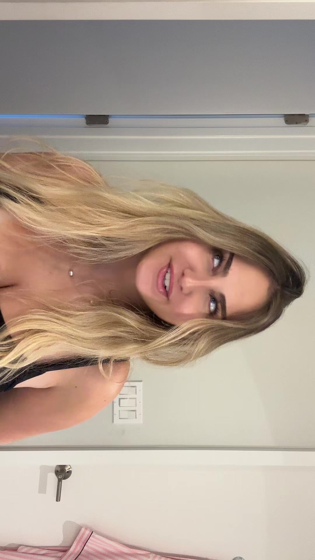 @tatiezelman