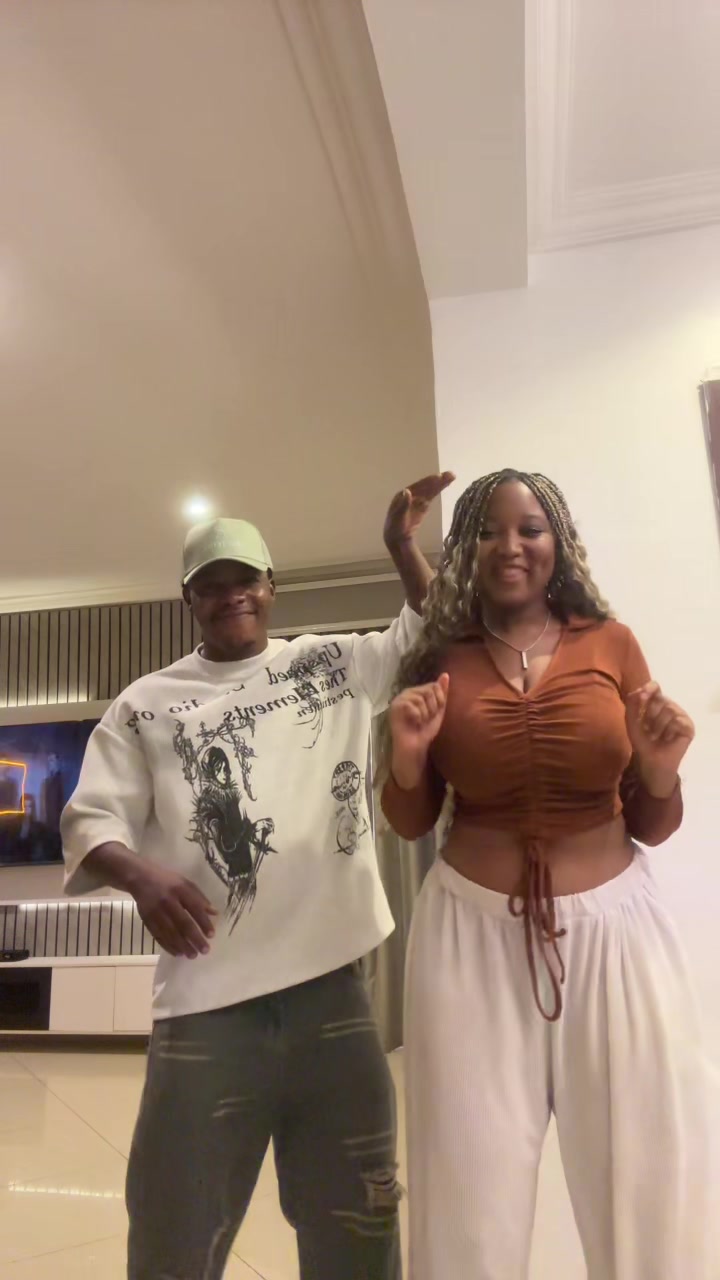 @adukedimples