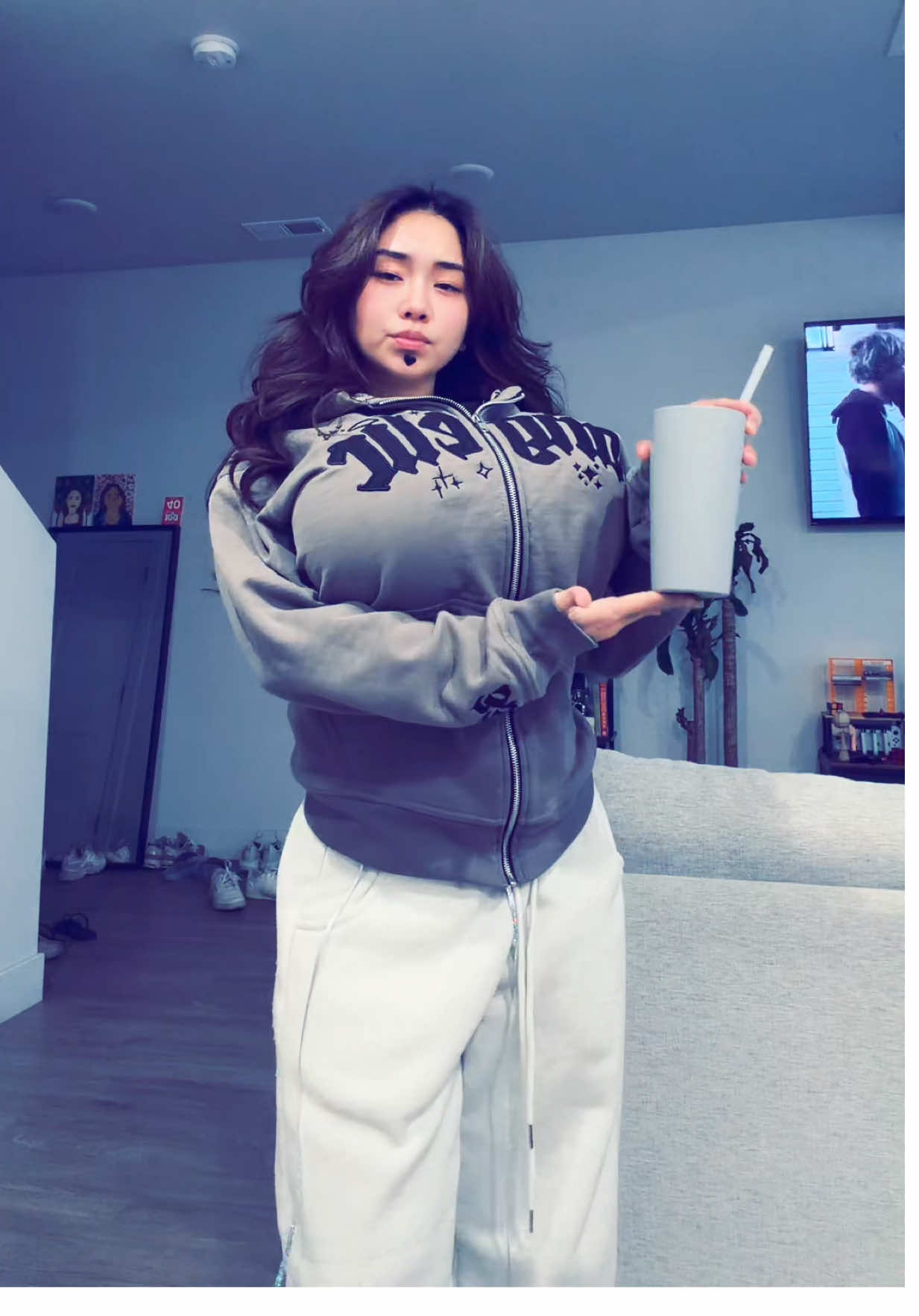@kat.vs.damfworld on IG