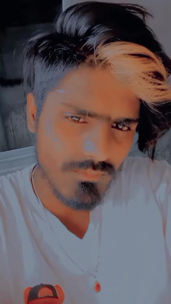 @🕺Deshi_Laika🕺