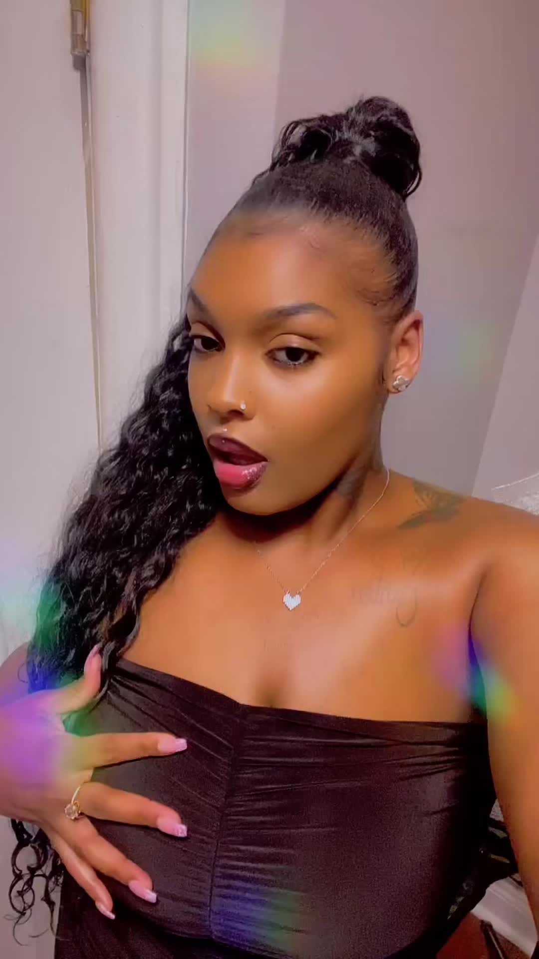 @Lazavia Bey