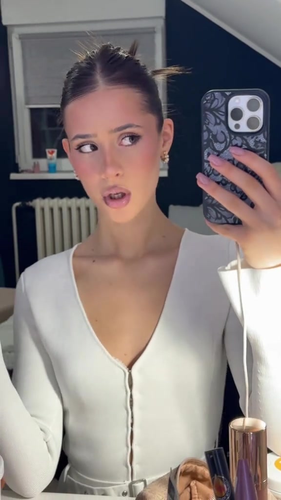 @andjela