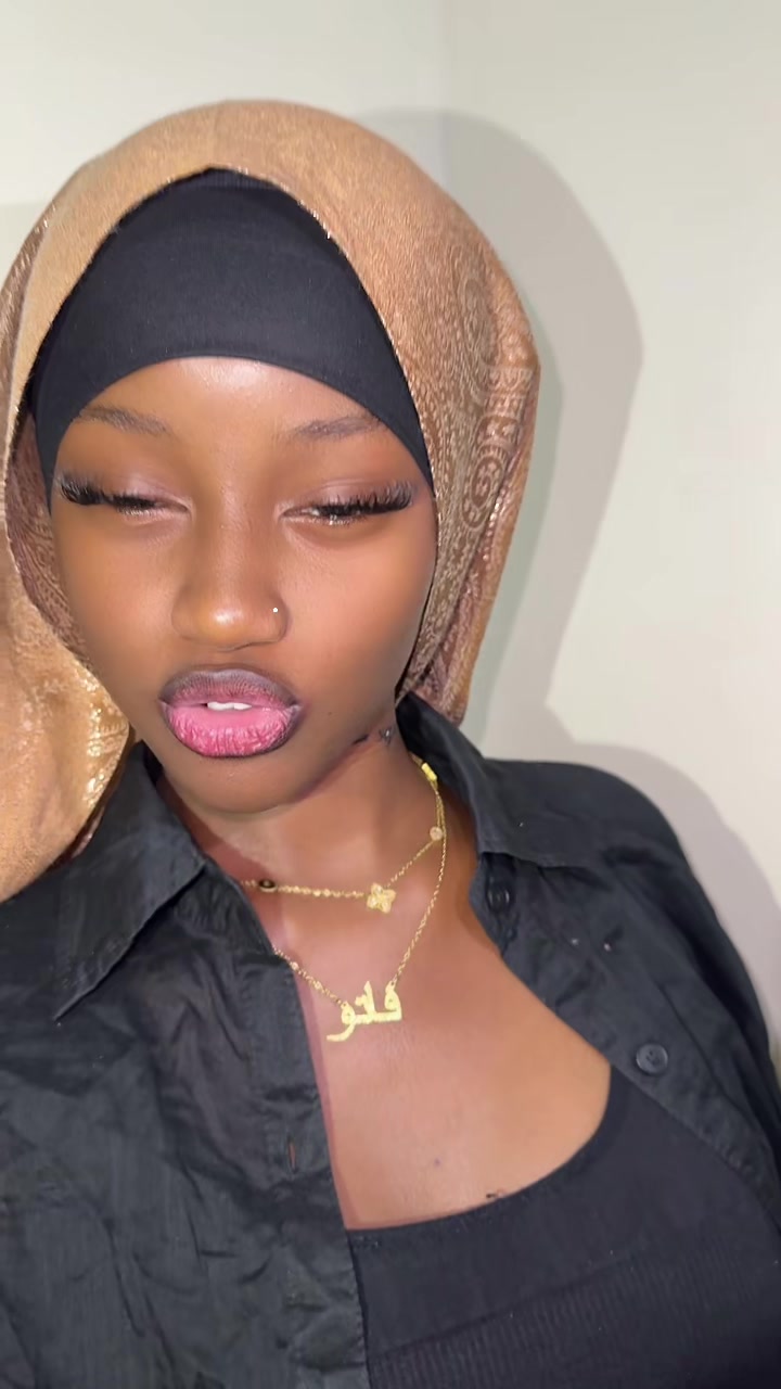 @𝓕𝓪𝓱𝓱𝓱__🖤