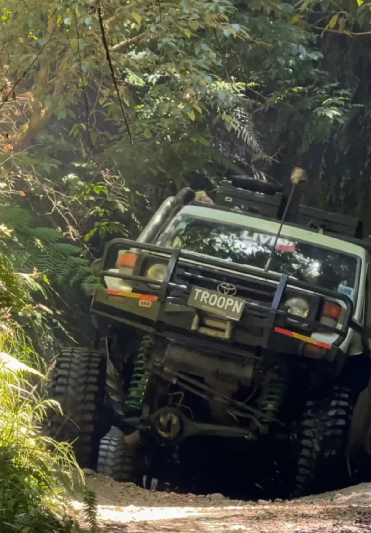@Troopn_Adventures