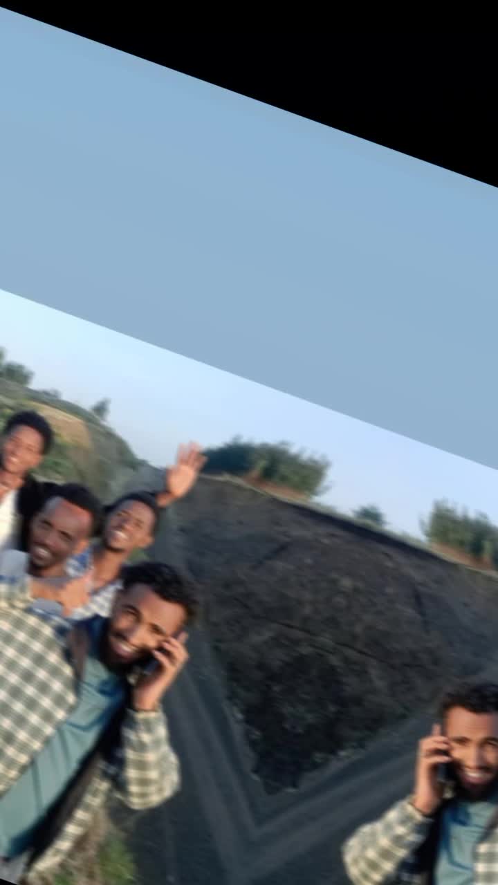 @Nobari