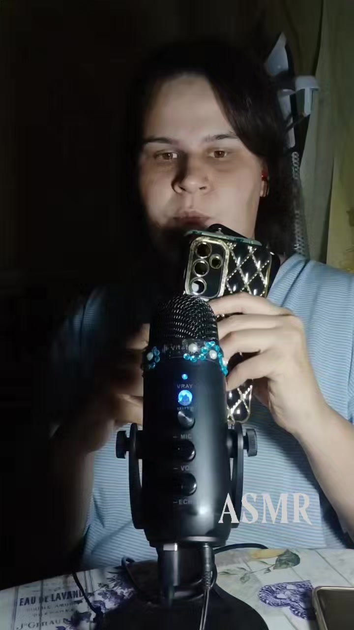 @Илона Грей