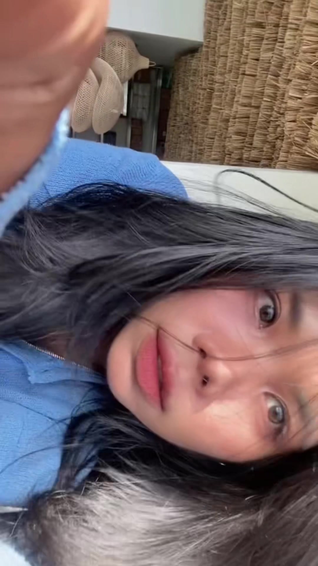 @urlilcrescent