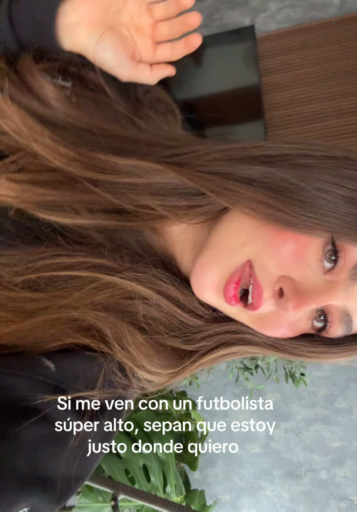 @Valeriabizzle